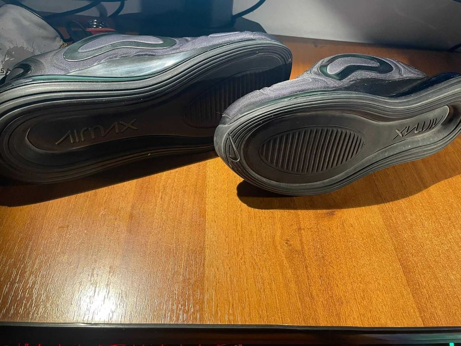 Nike AirMax 720 negri ( 29cm )