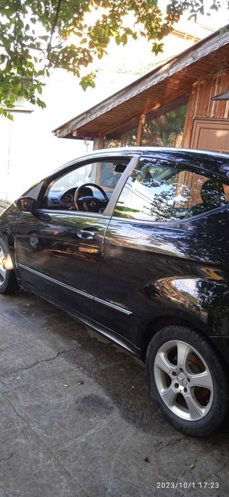 Мерцедес   A 180