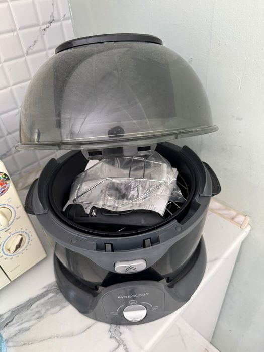 Мульповар.сенсорное управление. Наклонная чаша.приготовление блюд любо