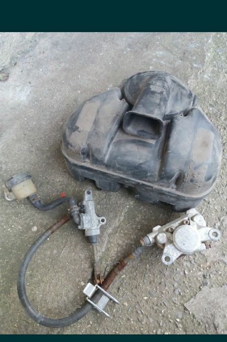 Yamaha Fzr 400 на части