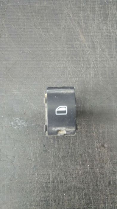 Buton geam electric dreapta fata audi a4 b7 8ec 8e0959855