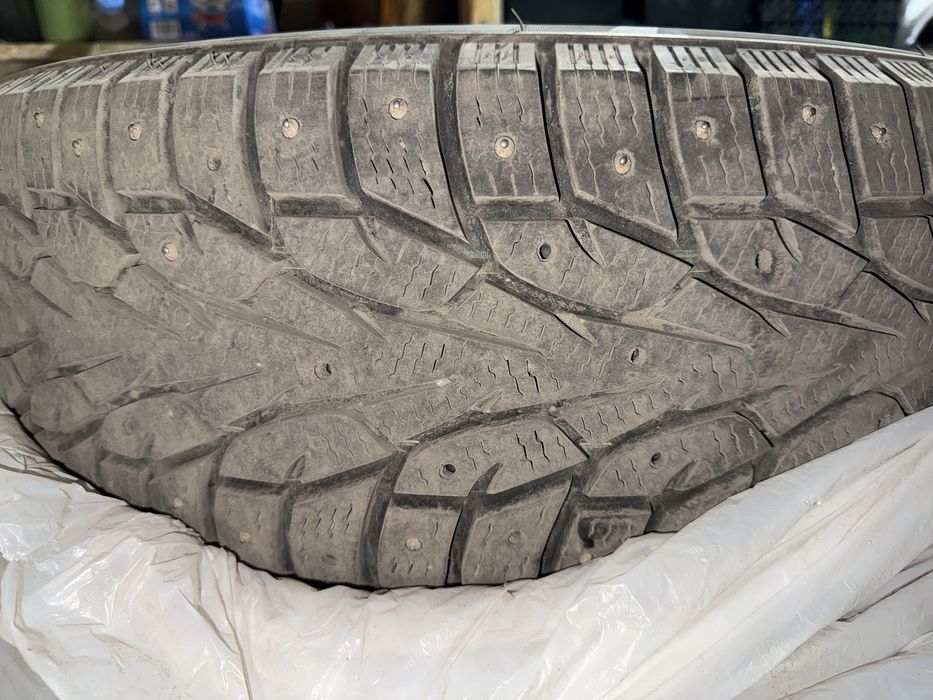 Продам шины на R16 в комплекте 4 шт
