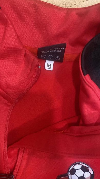 Продам костюм спортивный