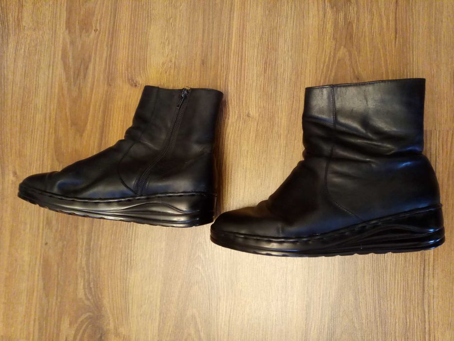 Удобные полусапожки без каблука, натуральная кожа Бразилия 39-40