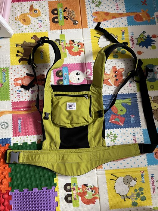 Marsupiu ergonomic Ergobaby