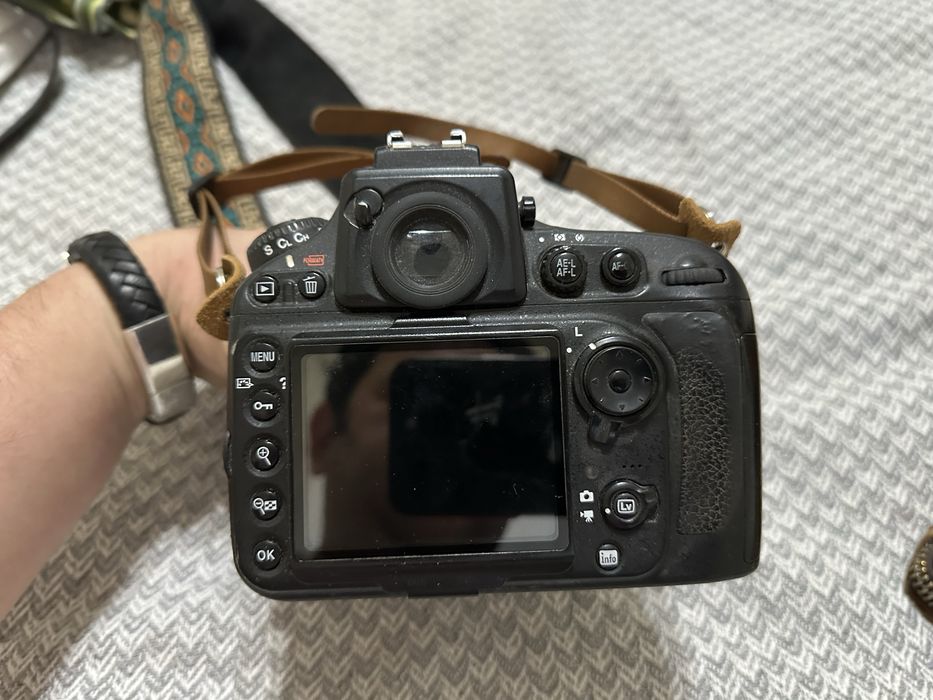 Полнокадровый фотоаппарат Nikon D800