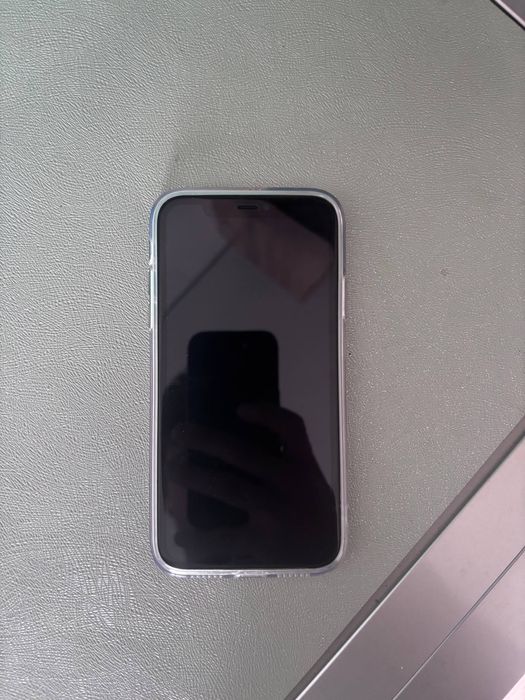 Iphone 11 черный 64