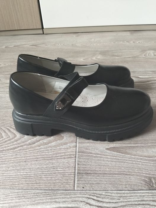 Школьная обувь для девочек