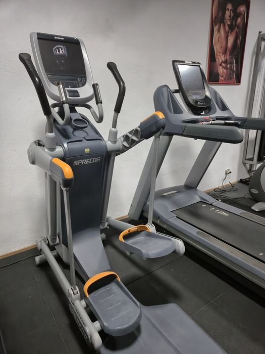 Precor AMT 100i Adaptive Motion Elliptical Trainer !!!