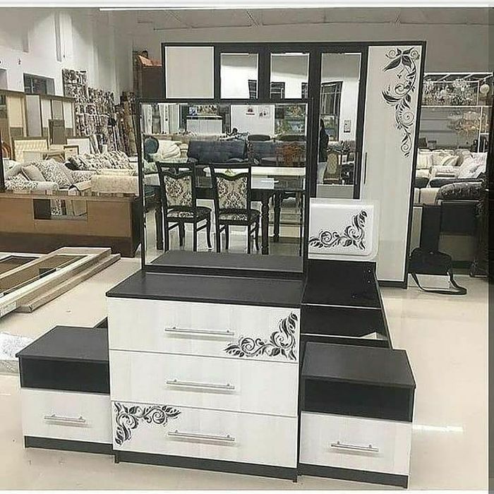 Спальный кровать