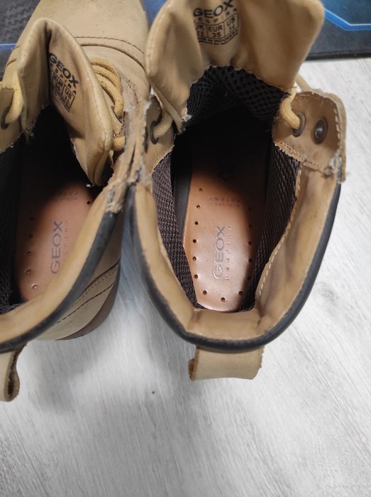 Намалям- Боти(GEOX-N:35),боти Timberland-N:38,маратонки Reebok-N:38