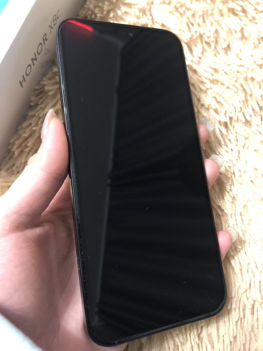 Продам хонор х8с