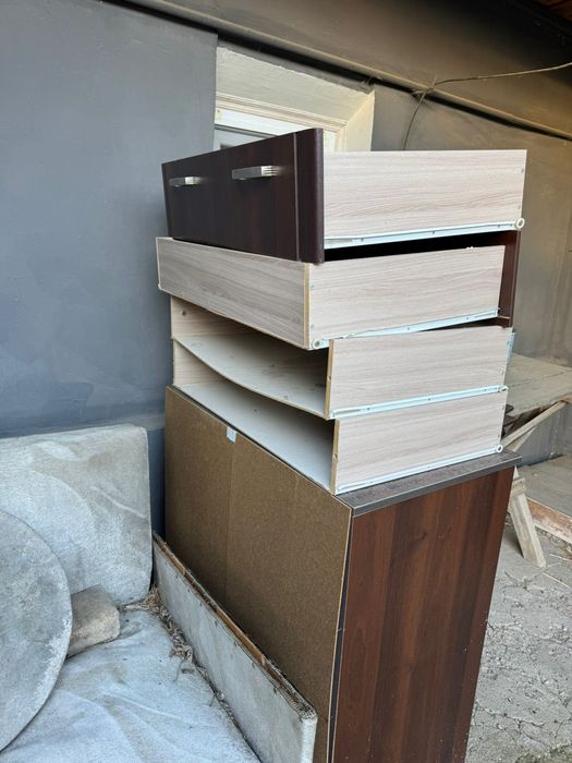 Отдам б/у комод за 1000
