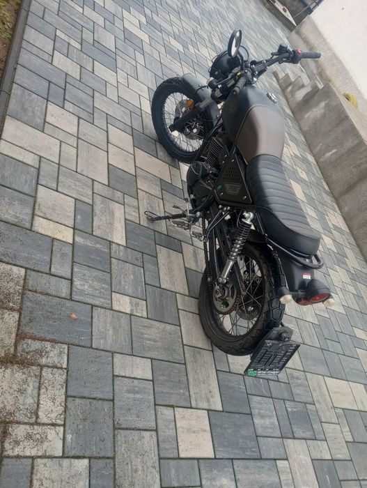 Vânzare motoretă aproape nouă adusă de afară