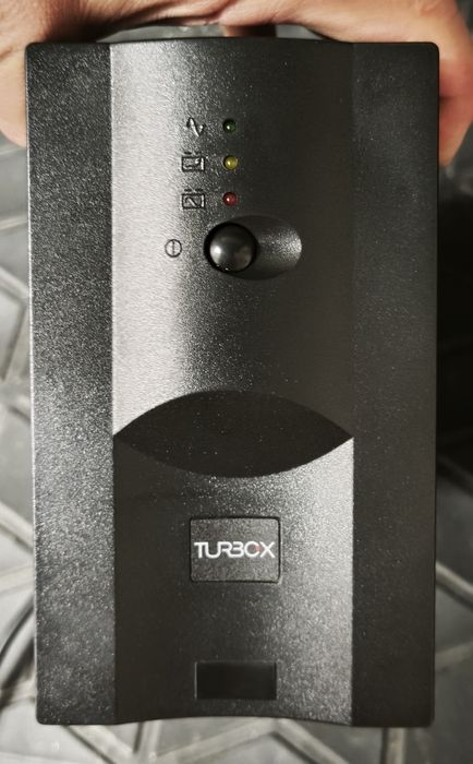 Продавам UPS Turbo-X UPS 650VA/390W  EA265-LED