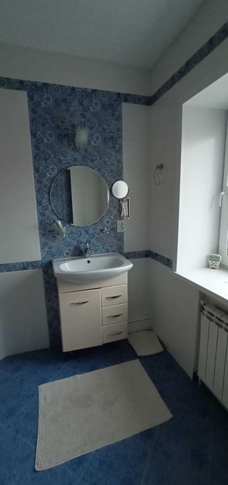 Продам трехэтажный коттедж