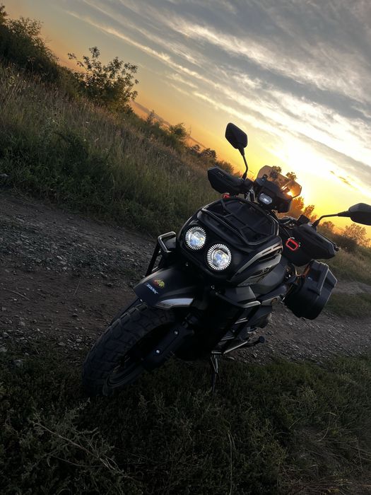 Продам скутер tank-x7