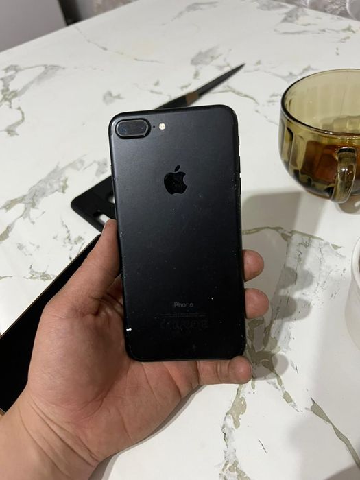 Iphone 7plus продам