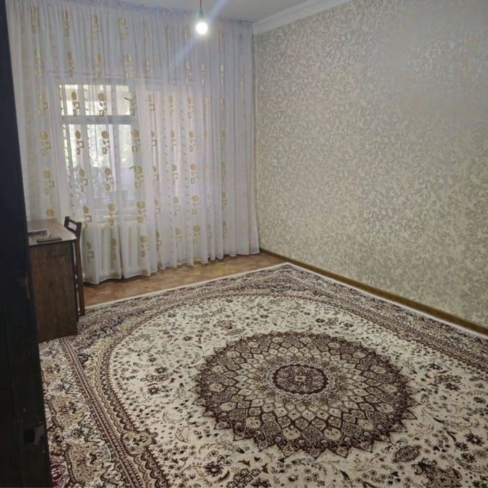 Мирзо Улугбекский район ор Паркетский рынок 2х ком 50м2 среднйи ремонт