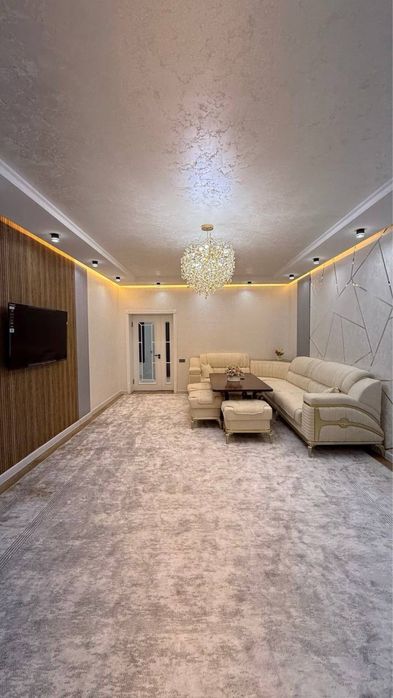 Продается 3 ком. Квартира площадью 105 кв.м. В Согдиане ор. Мечеть