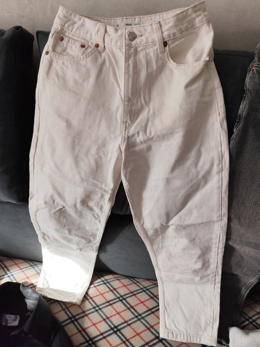 Женские молодежные вещи