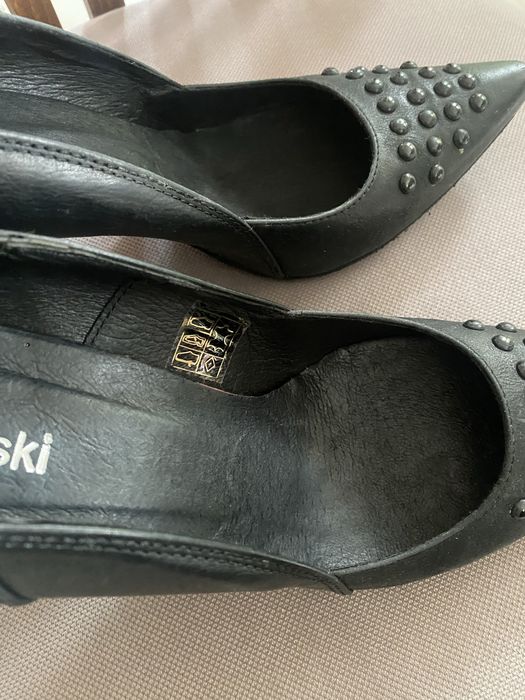 Елегантни обувки на ток Kowalski