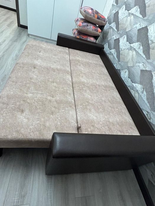 Мебель для гостиной диван