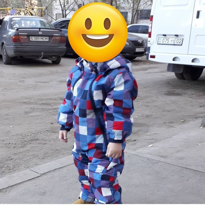 Продам куртки комбез весна