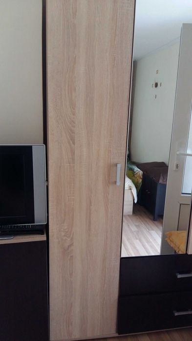 De vanzare pat 160/2 si saltea si dulap 3usi