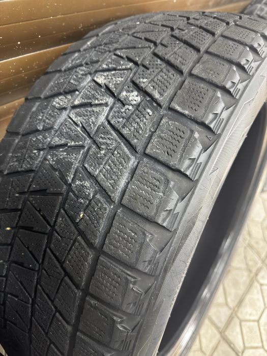 Пара Bridgestone Blizzak