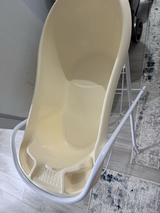 Ванночка с подставкой