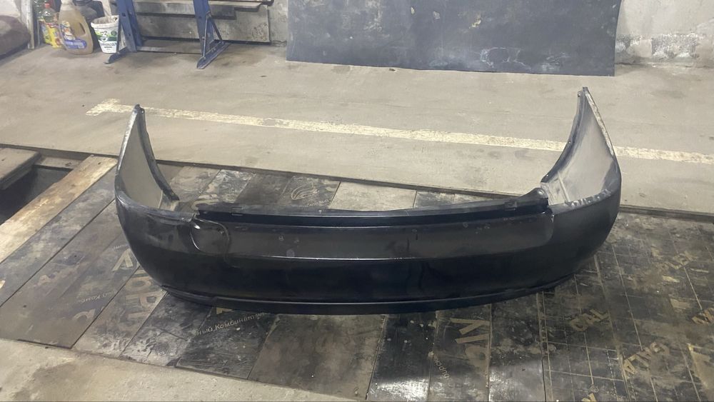 Продам бампер на приора 2