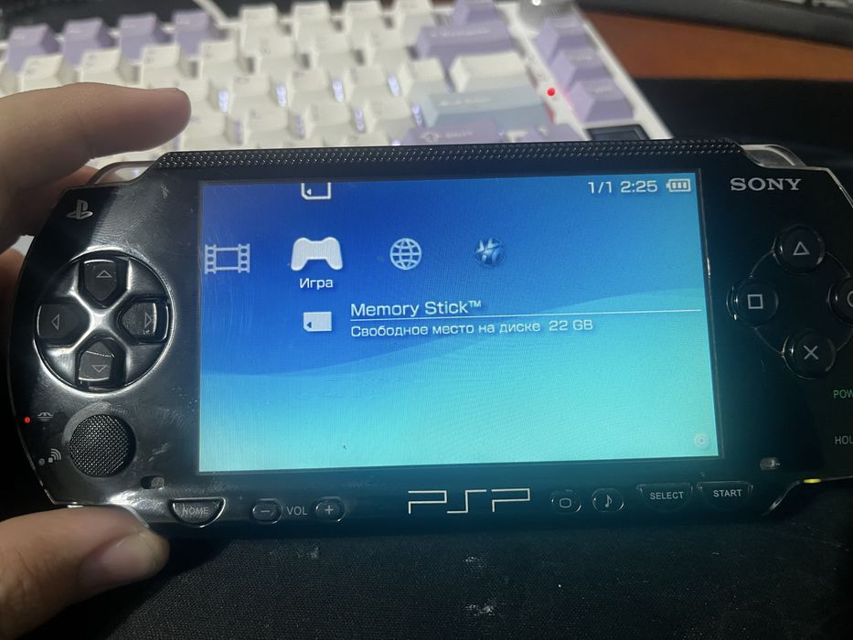 PSP 1000.        .