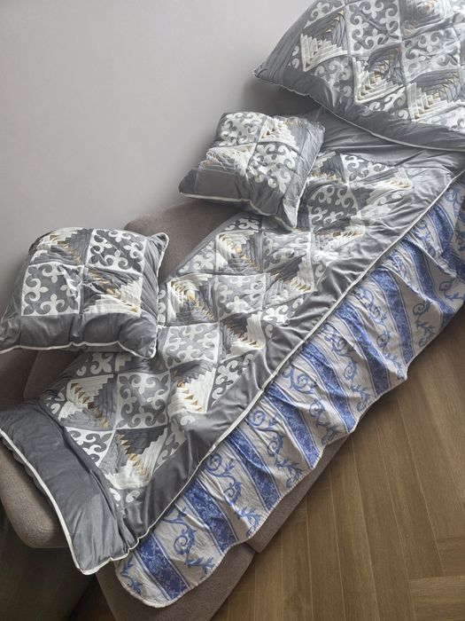 Продам набор корпе и подушек Премиум кач-ва