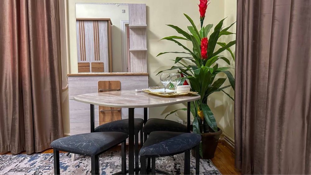 Mehmonhona Zaks Shart emas