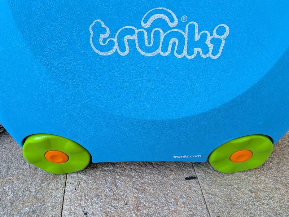 Детски куфар за яздена на колела Trunki