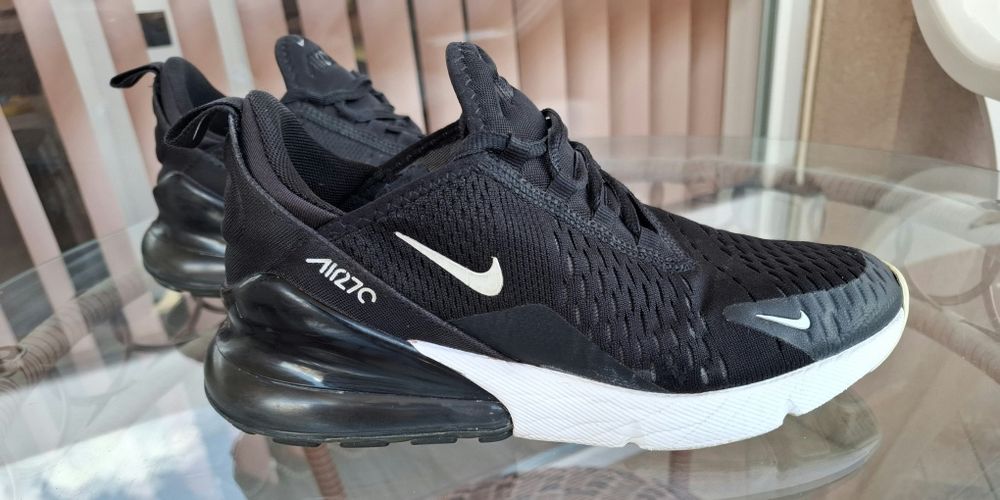 Оригинални маратонки Naik Air Max 270