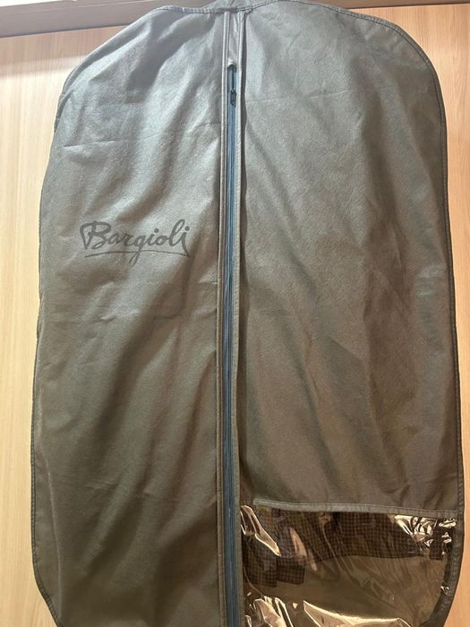 Продается тройка,костюм в отличном состоянии