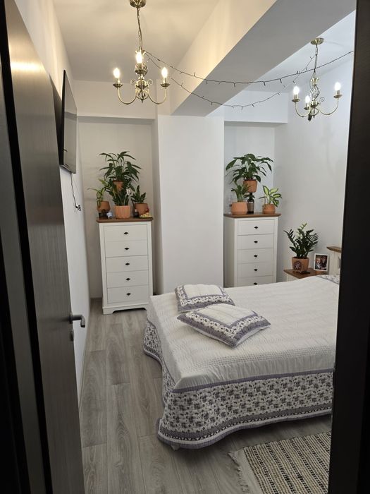 Apartament cu 2 camere Sf Lazăr- str. Zimbrului