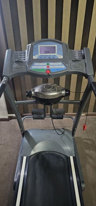 Беговая дорожка в хорошем состоянии