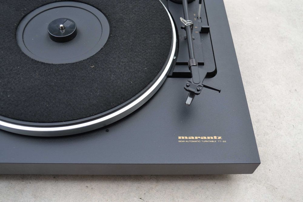 Pick up Marantz TT 52