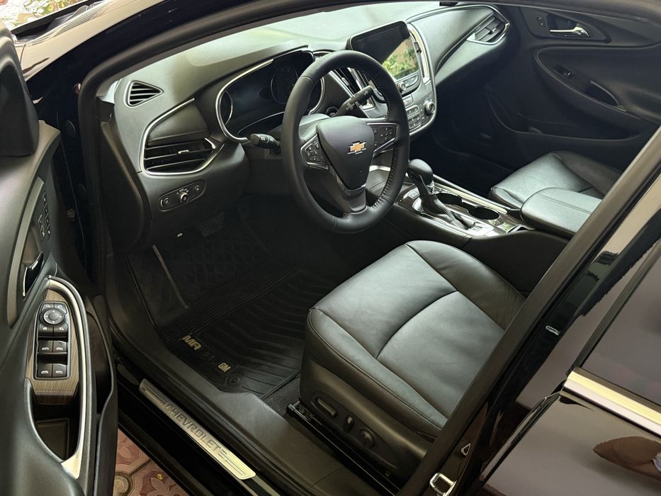 Продам свой Malibu Premier 21/22