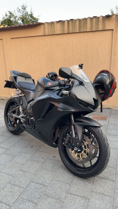 Honda cbr 600rr 2025