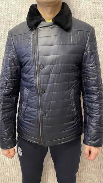 Продам мужскую куртку