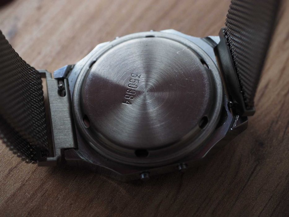 Ceas sovietic Elektronika 5, anii 1980, melodii, brățară nouă, cutie