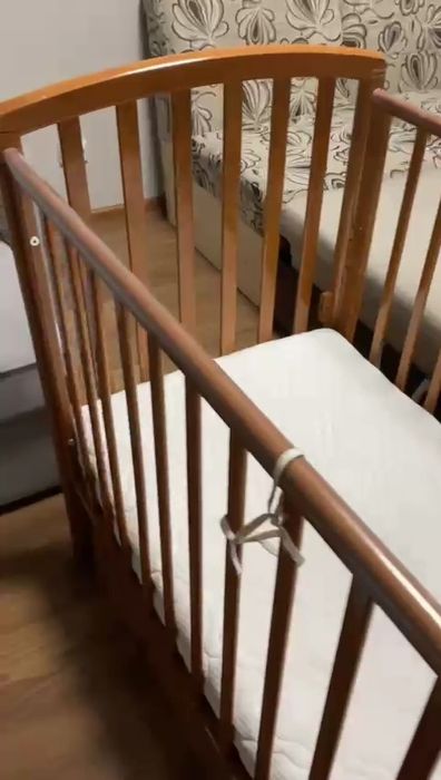 Продам детскую кровать 60×120