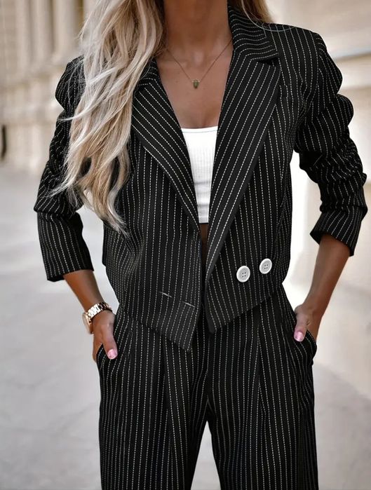 Дамски Елегантен Комплект в 2 части