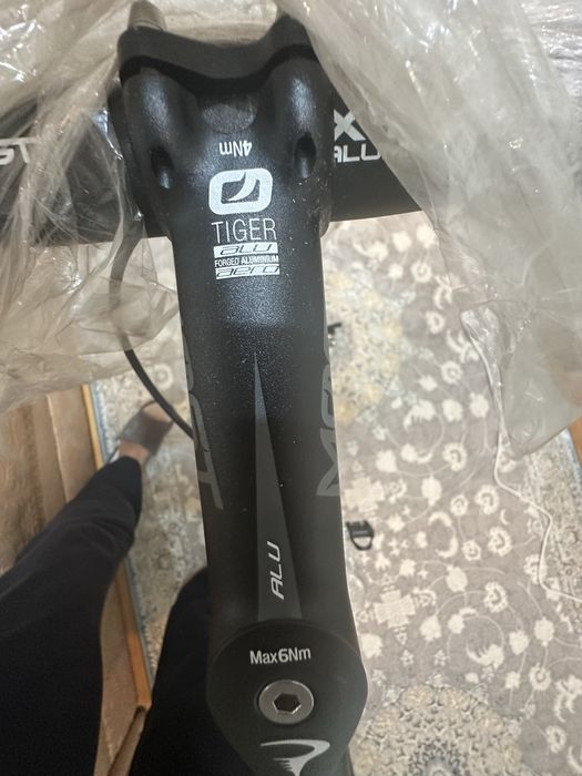 Шоссейный велосипед Pinarello