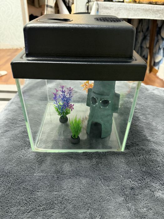 Продам аквариум 10 литров