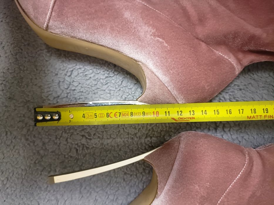 Cisme dama noi casadei